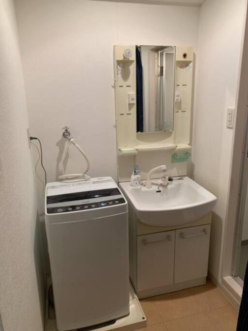 ２ Beds. Comfortable . Dotonbori / Kuromon Market. Ōsaka Extérieur photo
